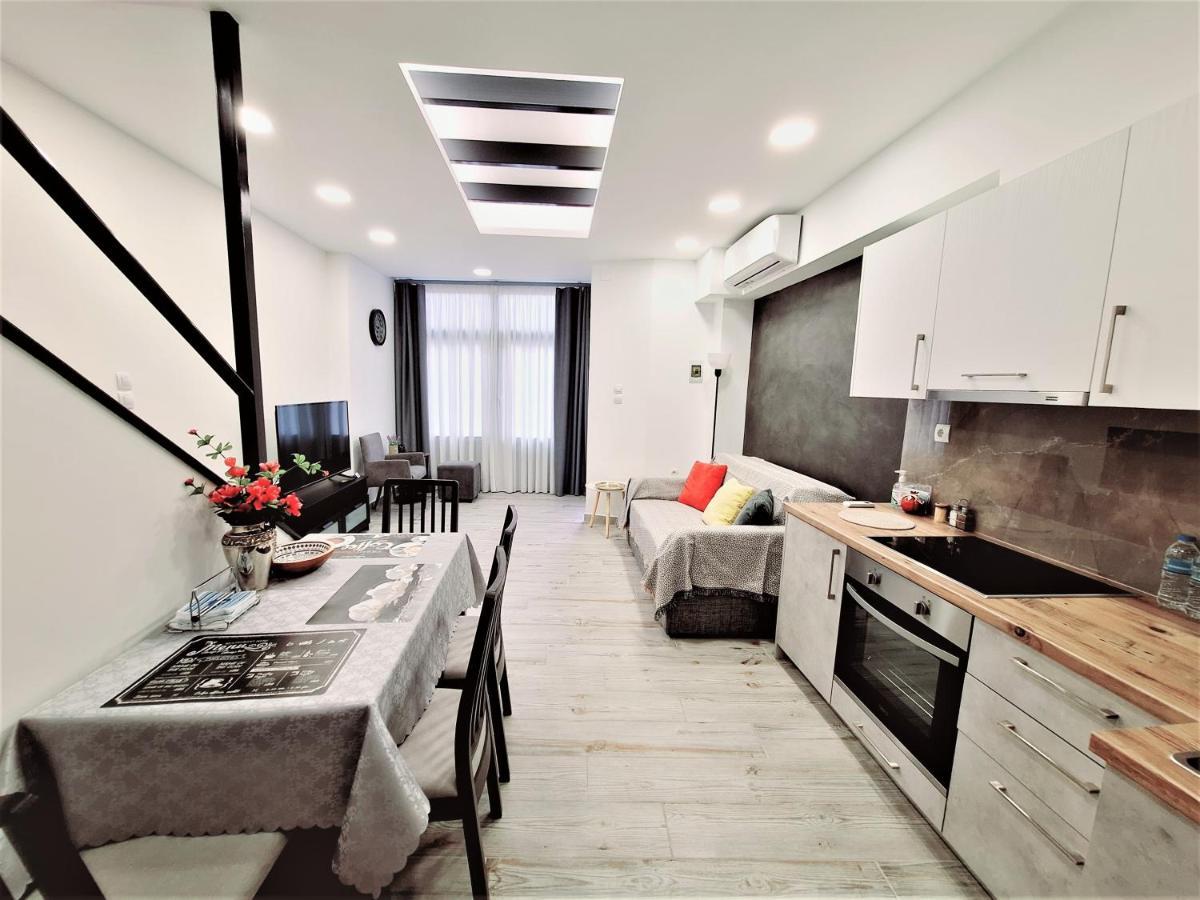 Apartment Thomas Luxury In The Historical Center Of Ioannina